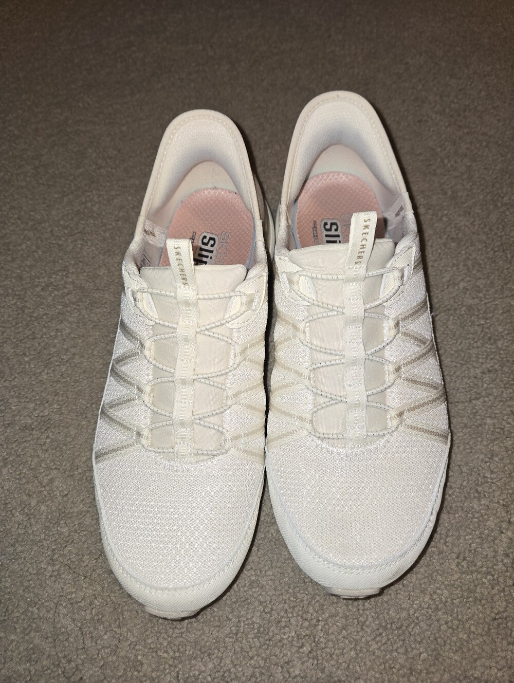 Womens Size 8.5 Skecher Slip On Shoes